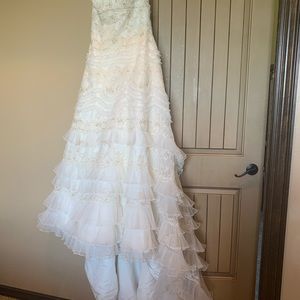 Oleg Cassini wedding dress